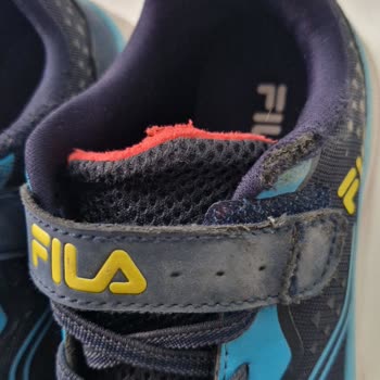 Deichmann Fila Sneaker Çocuk Ayakkabısı İki Günde Aşınmış: İade Ve Geri Ödeme Talebi