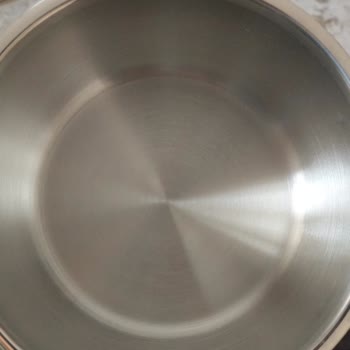 Korkmaz Tencere Setinin İlk Kullanımda Renk Değiştirmesi Ve İade Talebi