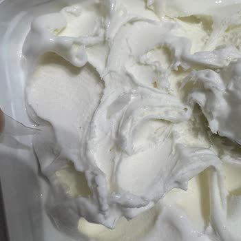 Algida Dondurmasında Bulunan Plastik Parçalar Dişimi Kesti