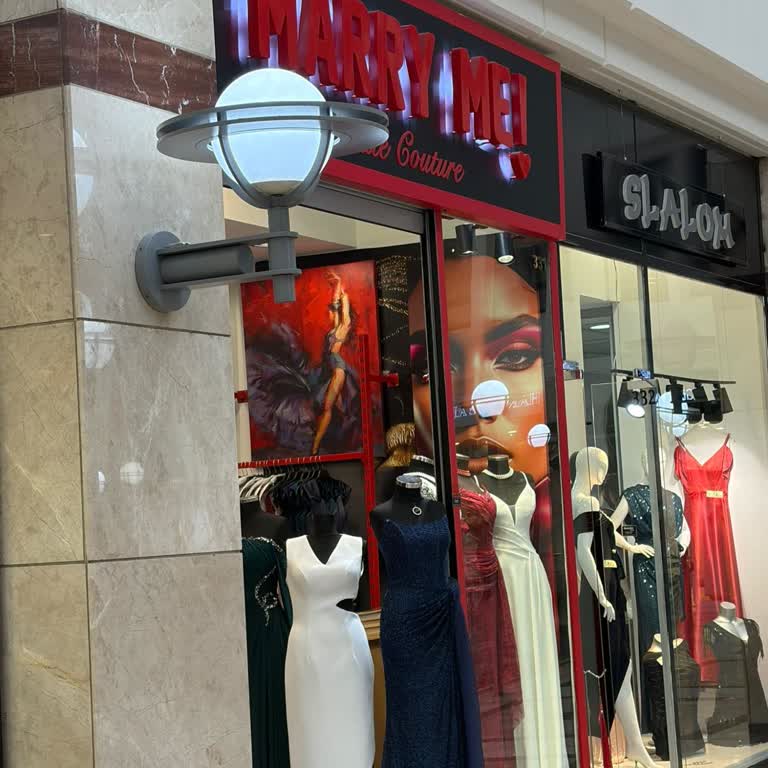 Marry Me Mağazasında Saygısız Personel Ve Fiziksel Müdahale