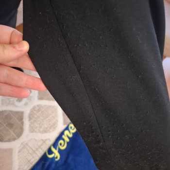 Hediye Sweatshirtte Tüylenme Sorunu Ve Değişim Talebi