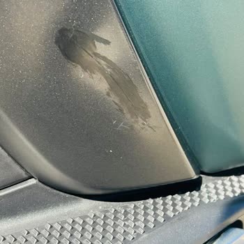 Teslim Edilen Sıfır Motosiklette Çizik Ve Boya Rötuşları, Satıcı Cevapsız