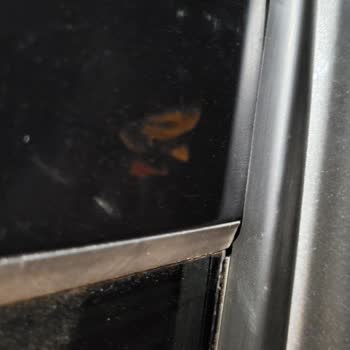 Fiat Egea Cross Mini Onarımda Cam Fitili Hatası Ve Çizik Sorunu