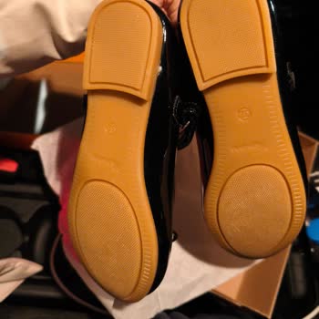 Surpie Shoes’ta Hafta Sınırı Nedeniyle Kullanılamayan Çocuk Ayakkabısının Değişim Talebi Reddedildi
