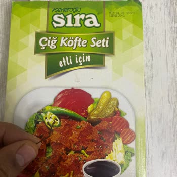 Şekeroğlu Çiğ Köfte Setinde Paslı İnşaat Demiri Ve Cevapsız Şikayet