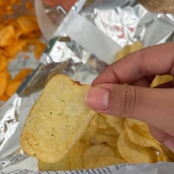 Lays Cipsinde Plastik Parça Hijyen Ve Sağlık Sorunu Oluşturdu