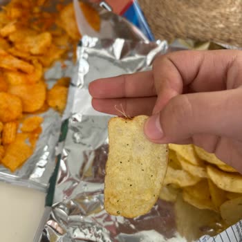 Lays Cipsinde Plastik Parça Hijyen Ve Sağlık Sorunu Oluşturdu