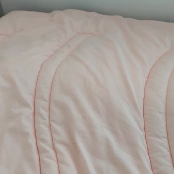 Madame Coco'dan Alınan Yorganın Tüylenme Ve Kabarma Sorunu