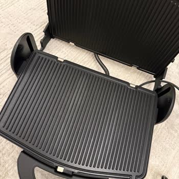 Kırık Tost Makinesinin Teslimatı Ve Çözülmeyen İade Talebi