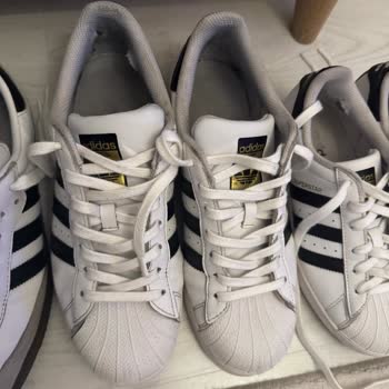 Adidas Superstar Ayakkabım Kısa Sürede Astar Bozulması Ve Yan Yırtılmalar