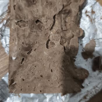 Nestle Artizan İşi Çikolatası Bozuk Ve Erimiş Çıktı: Gıda Güvenliği Endişesi