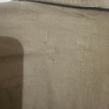 Ayıplı Gömlek: Görünür Etiket Dikişi Ve İade Talebi