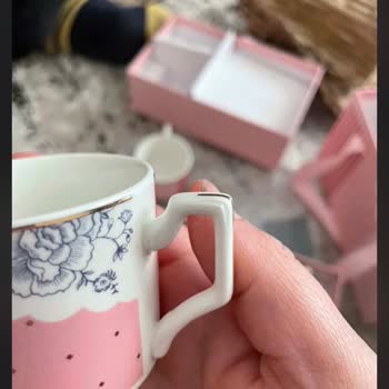 Defolu Fincan Takımları Ve Engelli Çocuğum İçin Yetersiz Destek