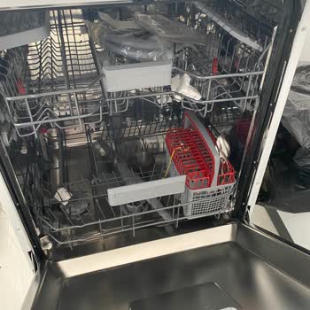 Teşhir Ürünü Gönderilerek Yanıltıcı Satış Ve Çelişkili İletişim