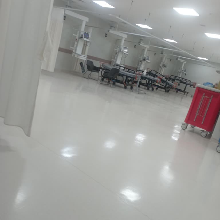 Gece Acil Serviste Hastamıza Yetersiz İlgi Ve Saygısız Davranış