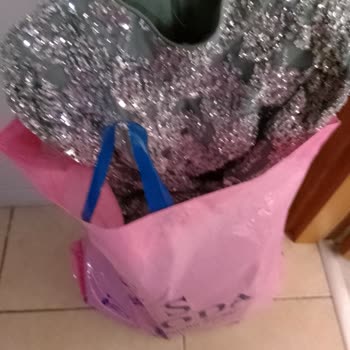 Mint Yeşili Pullu Abiyede Pulların Dökülmesi Ve Mağaza Değişim Reddi