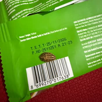 Carrefour Ve Kahve Dünyası'nda Çikolatada Yabancı Madde Bulunması