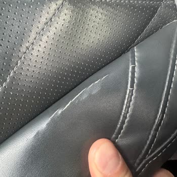 Koltuk Döşemelerinde Çatlama Ve Direksiyonda Deformasyon