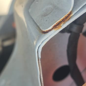 Yeni Aracımda Şiddetli Korozyon Ve Değişim Talebi