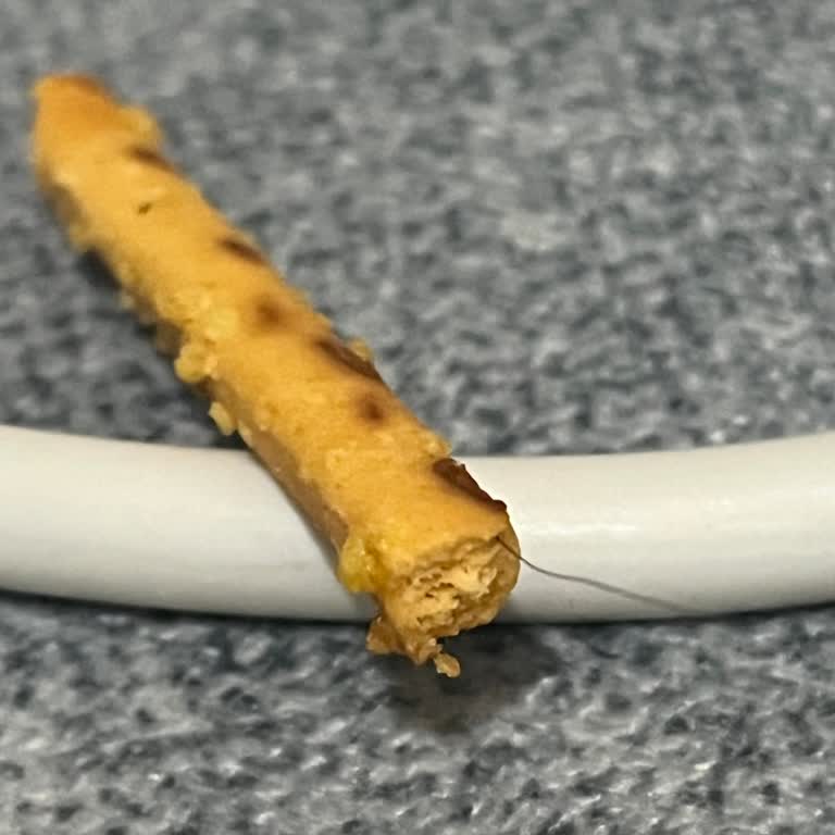 Eti Crax Patlayan Lezzet Paketinde Saç Teli Bulundu