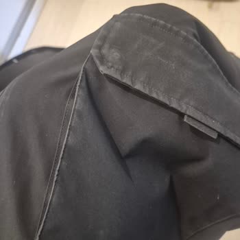 Pierre Cardin Montu Yıkamada Renk Soldu, Şirket Müşteri Hatası Deyip Kabul Etmedi