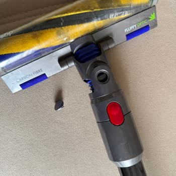 Dyson V15 Işıklı Başlık Parçasının Garanti Kapsamı Dışı Olması Ve Ücretsiz Değişim Talebi