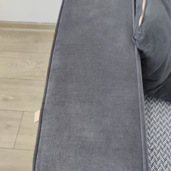 Koltuk Rengi Hızla Soldu, Garanti Servisi Çözüm Sunmadı