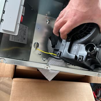 Trendyol'den Alınan Bosch Davlumbaz Kutuda Kırık Çıktı: Değişim Veya İade Talebi