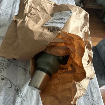 Amazon'da Satın Alınan İkinci El Stanley Termosun Kötü Paketlenmesi Ve Bükülmüş Gelmesi