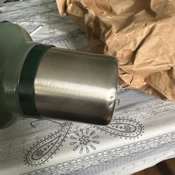 Amazon'da Satın Alınan İkinci El Stanley Termosun Kötü Paketlenmesi Ve Bükülmüş Gelmesi
