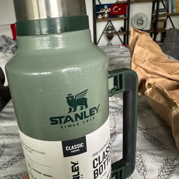 Amazon'da Satın Alınan İkinci El Stanley Termosun Kötü Paketlenmesi Ve Bükülmüş Gelmesi