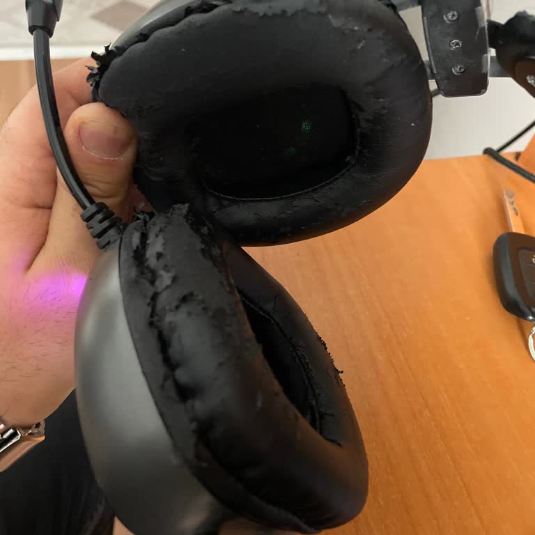 Gamepower Raijin Rainbow 7.1 Kulak Pedleri Soyuluyor Ve Yedek Parça Bulamıyorum