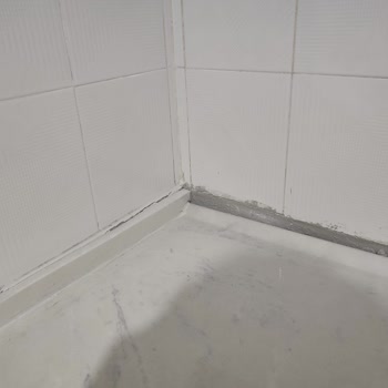 İstinye Mobilya Eksikleri Tamamlamadı!