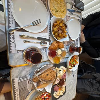 Menü Görselleri Gerçeği Yansıtmıyor, Kahvaltı Sunumu Hayal Kırıklığı Yaratıyor