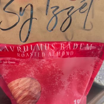 Kavrulmuş Bademlerde Kurt Yeniği Ve Delik Sorunu