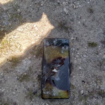 Patlayan Telefonun Garanti Durumu Yanlış Kaydedildi Ve Tazminat İstiyorum