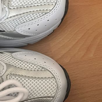 Vega Spor New Balance Ayakkabının Açılma Sorunu Ve İade Reddi