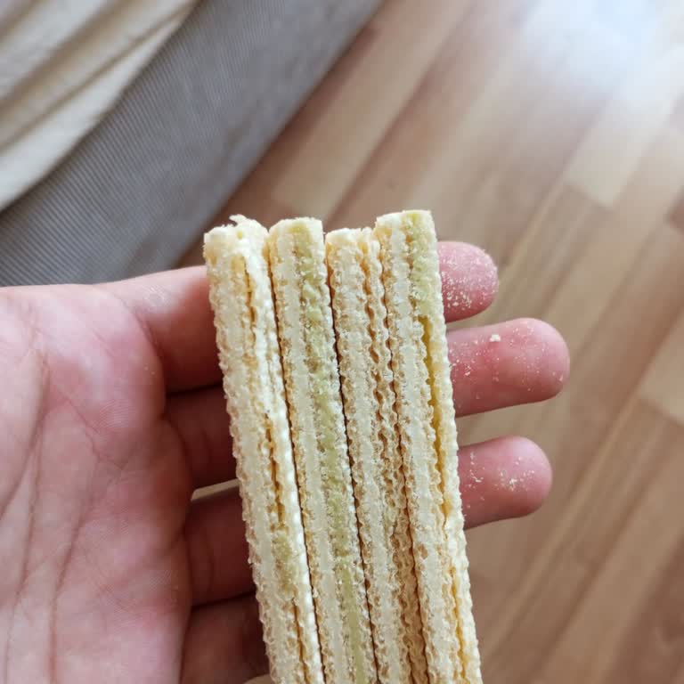 Torku Antep Fıstıklı Gofretten Dolgu Eksikliği Ve Kalite Güvenliği Sorunu