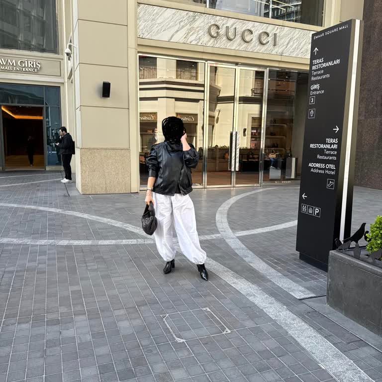 Gucci Güvenlik Personelinin Kaba Üslubu Ve Tehdidi