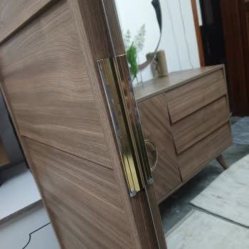 E**** Y**********’da Montaj Hataları Ve Kulplarda Renk Solması