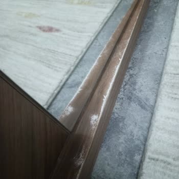 E**** Y**********’da Montaj Hataları Ve Kulplarda Renk Solması