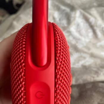 Garanti Kapsamındaki JBL Clip 5 Yetkisiz Onarım Sonrası Kötüleşti Değişim Talebi