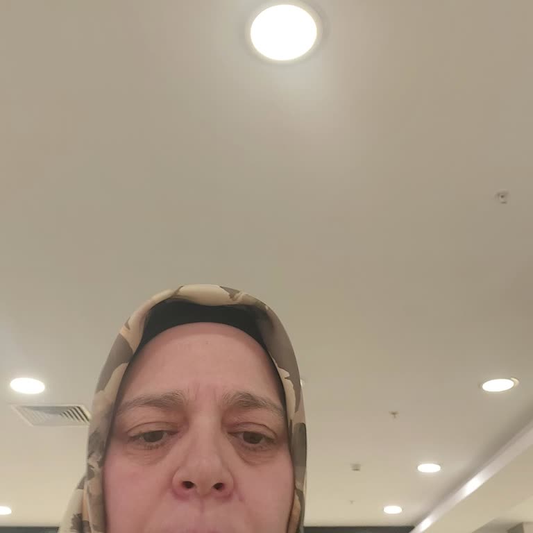 Kadın İç Giyim Kabini Erkek Müşterilerle Ortak Kullanım Nedeniyle Mahremiyet İhlali