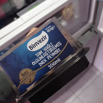 BİM Binvezir Peyniri Pembe Renk Değişikliği Gıda Güvenliği Endişesine Yol Açtı