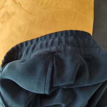 Mavi Lüks Eşofmanda Sürekli Tiftiklenme Ve Ücret İadesi Talebi