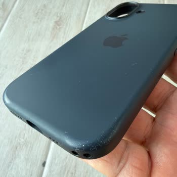 Yanlış Renk Ve Çabuk Aşınan Apple Kılıfı Şikayeti