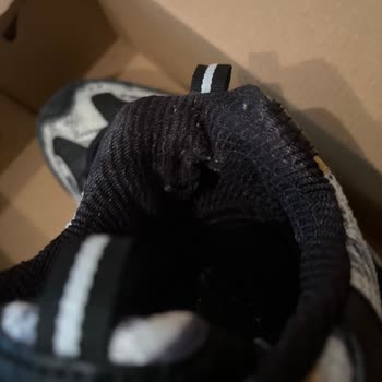 Kısa Sürede Deformasyon Gösteren Skechers Ayakkabı Ve Mağazanın Kullanıcı Sorumluluğu İddiası