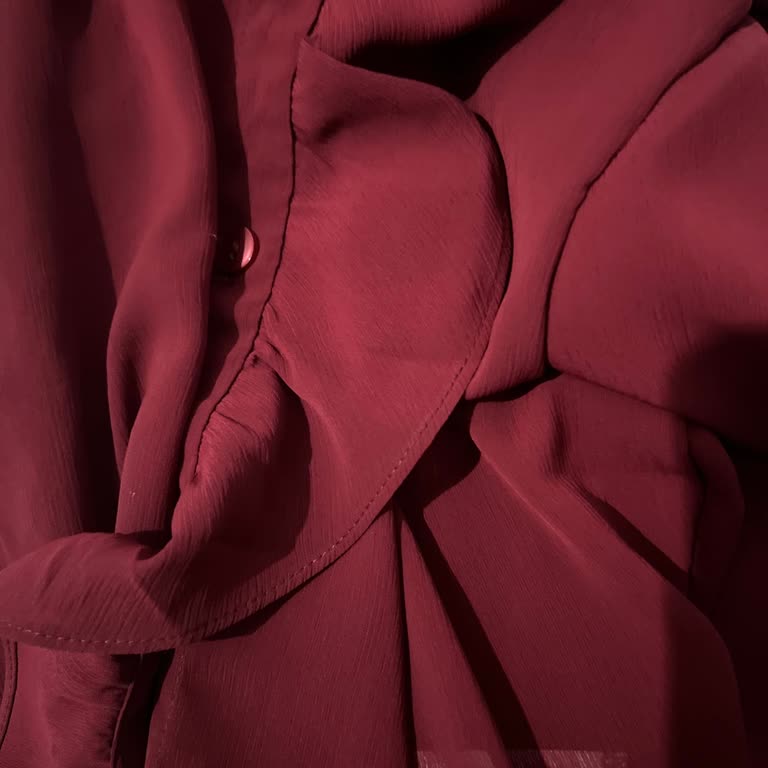 Yoğun Ter Kokulu Bluz Teslimatı Hijyen Sorunu Ve Müşteri Hizmetleri İhmalı