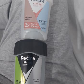 Rexona Men Ürünü Koyu Kıyafetlerde Beyaz Lekelere Neden Oluyor