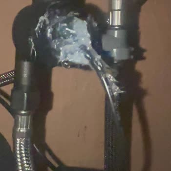 Faturasız Yetkili Servis Gibi Gösterilen Hatalı Montaj Ve Ücret İadesi Talebi